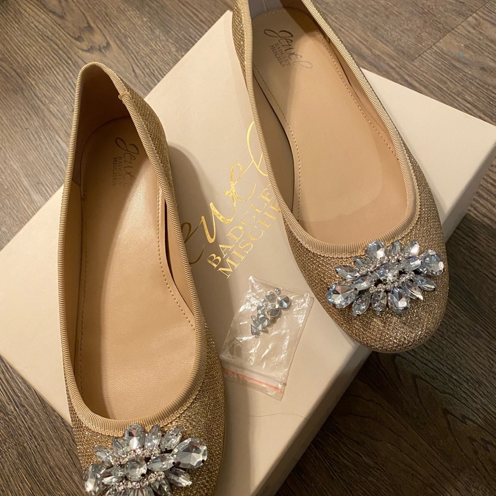 Badgley Mischka jewel Cabella flat